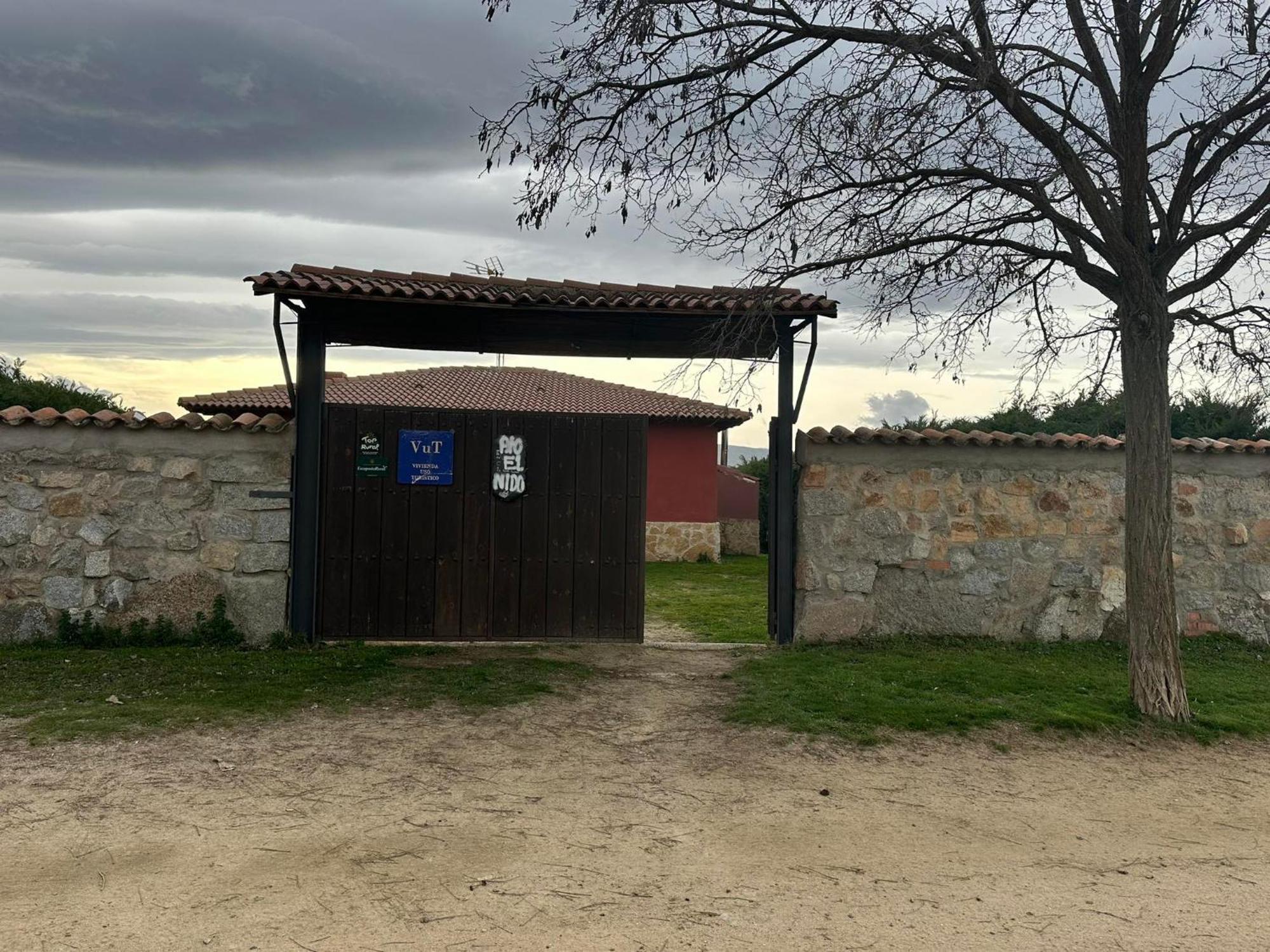 Гостевой дом Vivienda De Uso Turistico El Nido Ла-Серрада Экстерьер фото